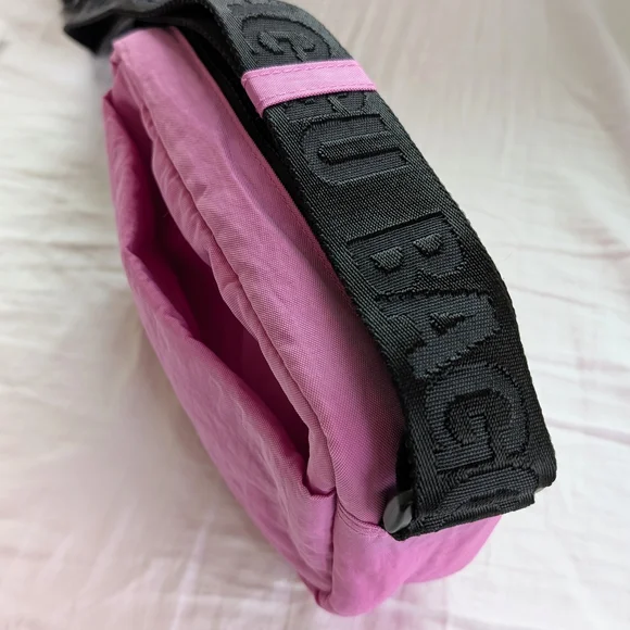 BAGGU Extra Pink Camera Crossbody Bag - Picture 6 of 6